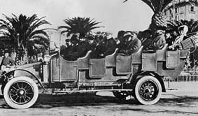1911-renault.JPG (21072 bytes)